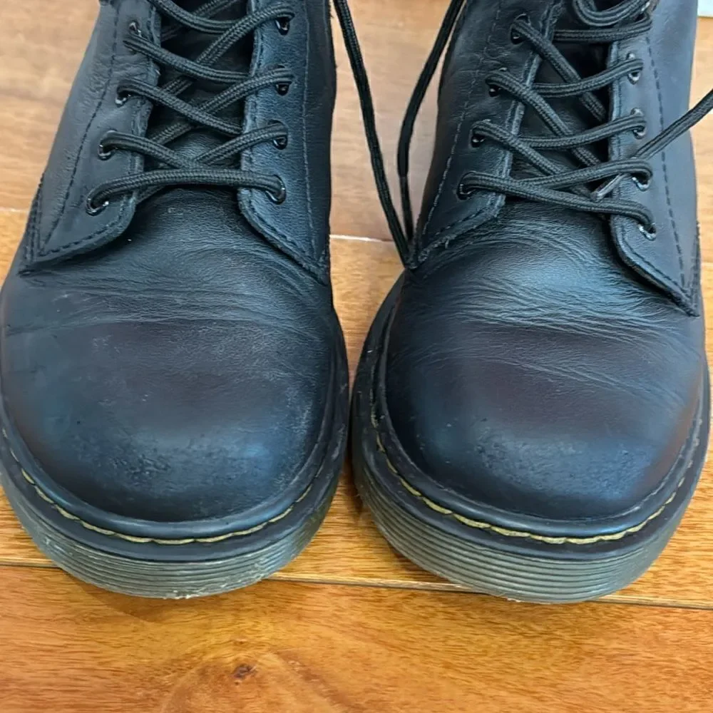 Dr Martens Doc's Combat Boots‎ Black kids size 2